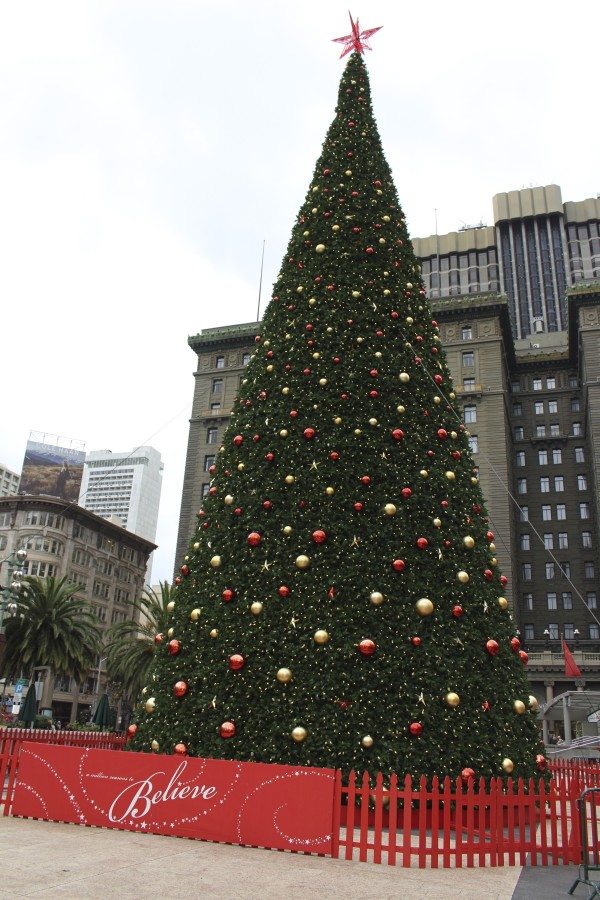 Traveling at the holidays - Union Square Christmas Tree