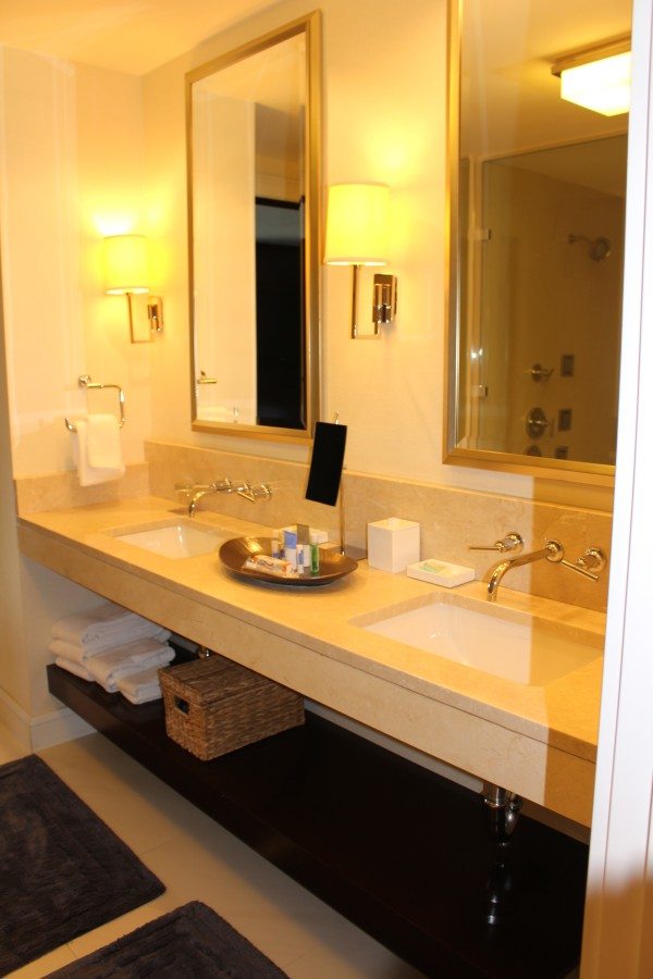 What is it like to stay in a Presidential Suite? #Hyatt #Boston