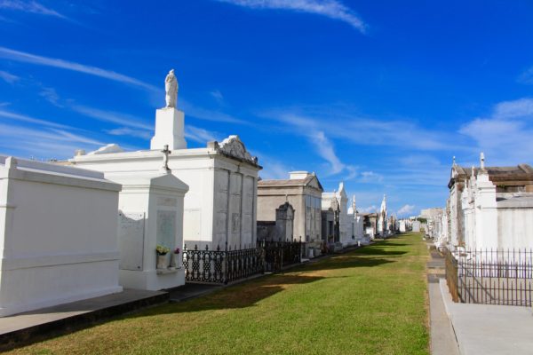 cemeteries in New Orleans