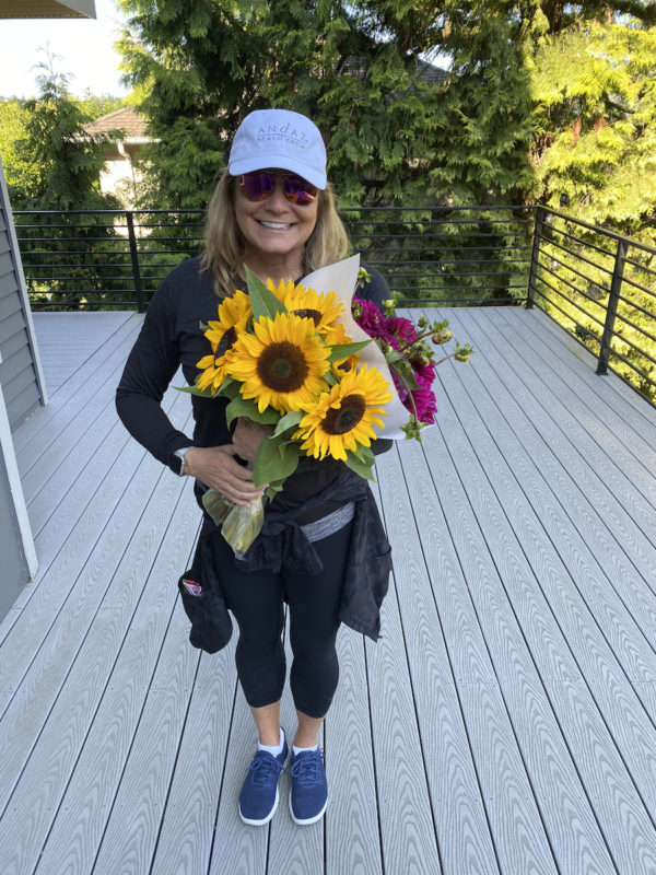 farm flowers in the PNW